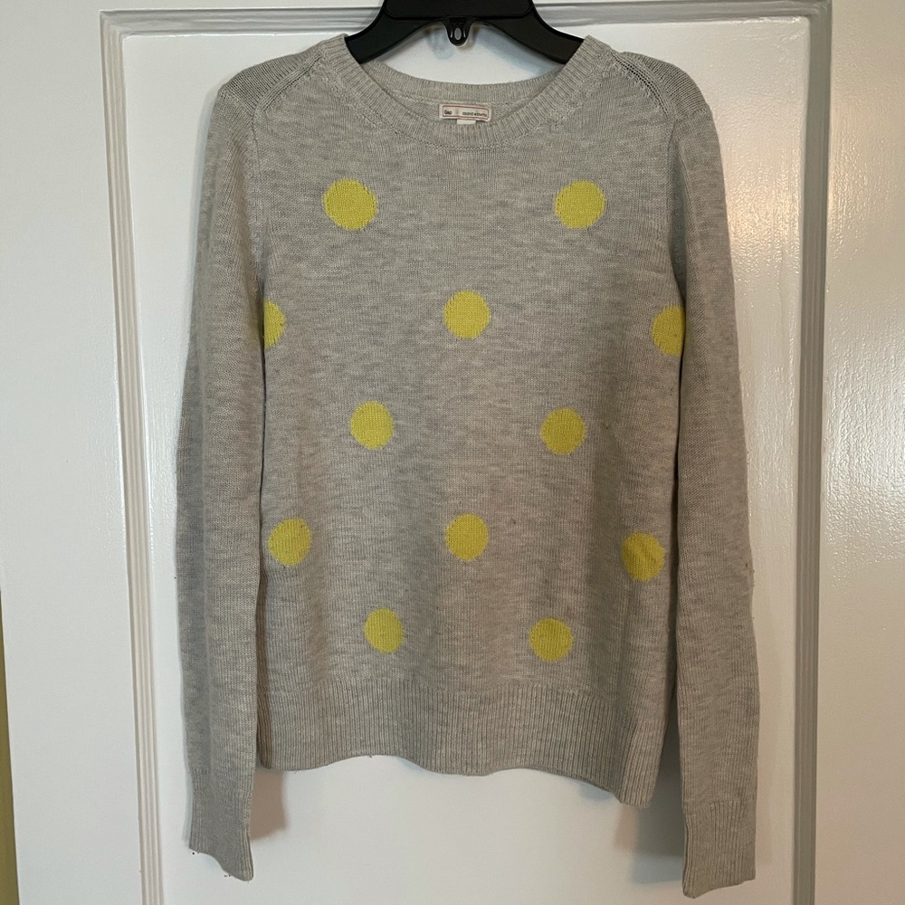 Gap grey crew neck polkadot sweater